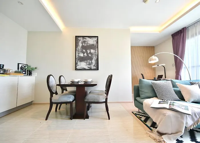 5min Metro | Kingbed | Kitchen Full | Netflix Wifi * バンコク都