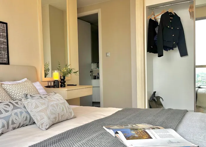 アパート 5min Metro | Kingbed | Kitchen Full | Netflix Wifi *